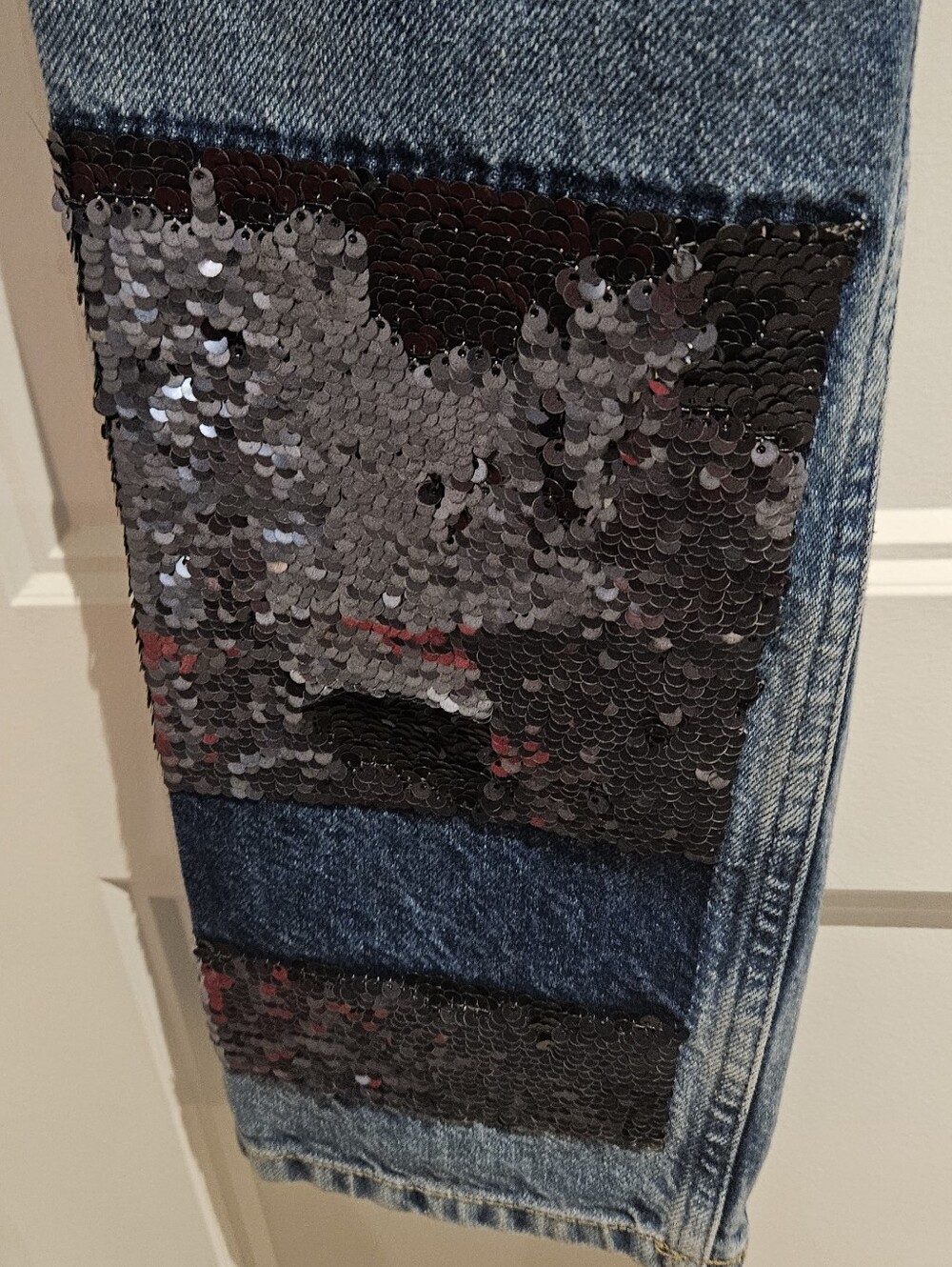 Zara Mid-Blue Cropped Jeans with Silver Sequin Knee Panels - Picture 4 of 7